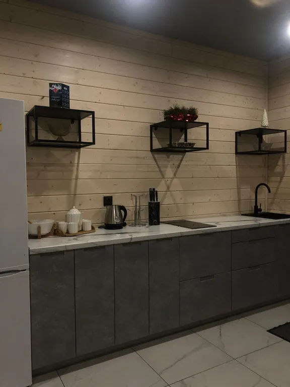 Коттедж в лесной зоне с тремя спальнями