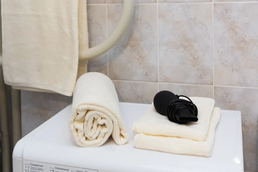 Студия на Б. Подгорной, 87 № 10 с видом на реку