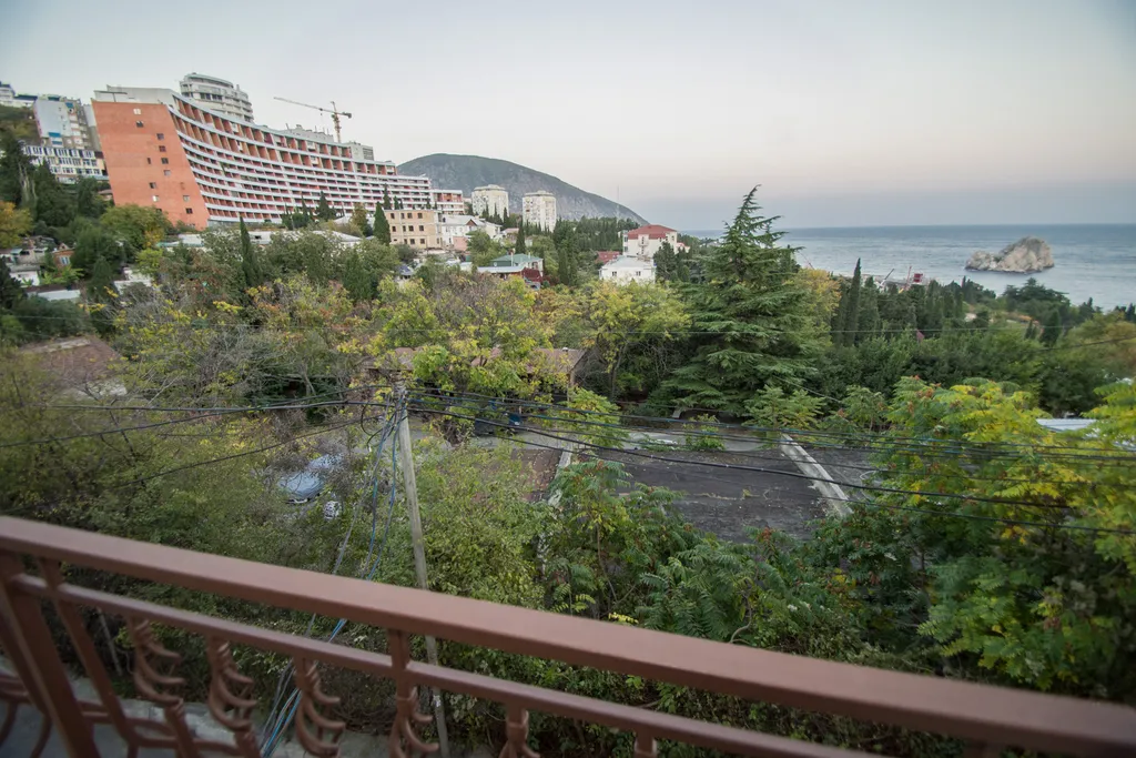 Квартира Апартаменты Андеграунд с видом на море — Гурзуф