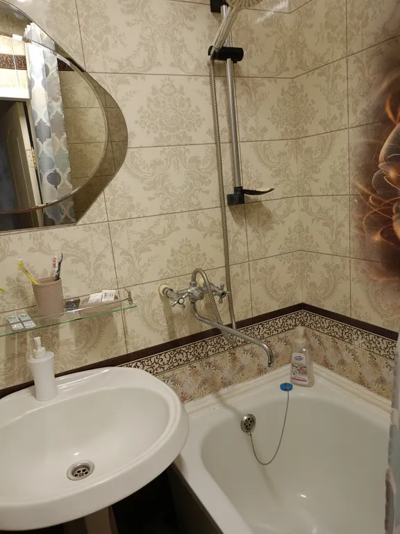 Уютная двухкомнатная квартира в районе жд вокзала и автовокзала