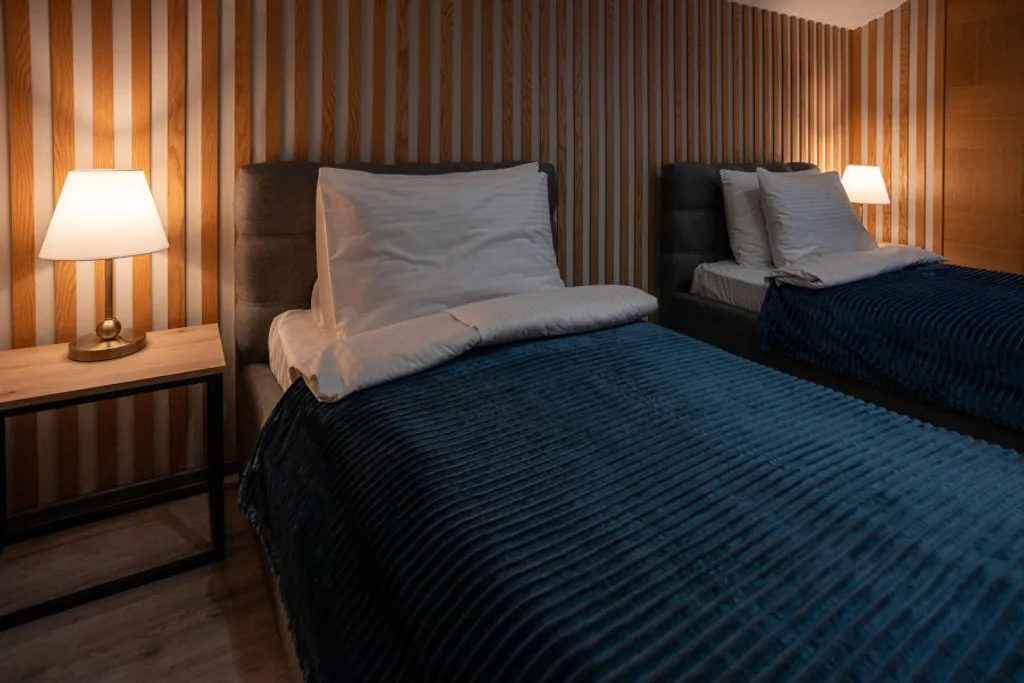 Коттедж с баней и горячей купелью