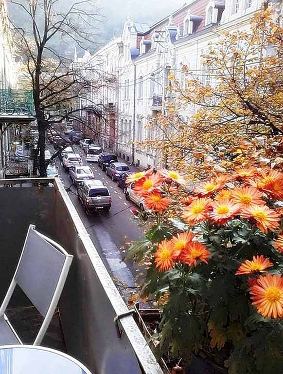 Двухуровневый апартамент с балконом в старом городе