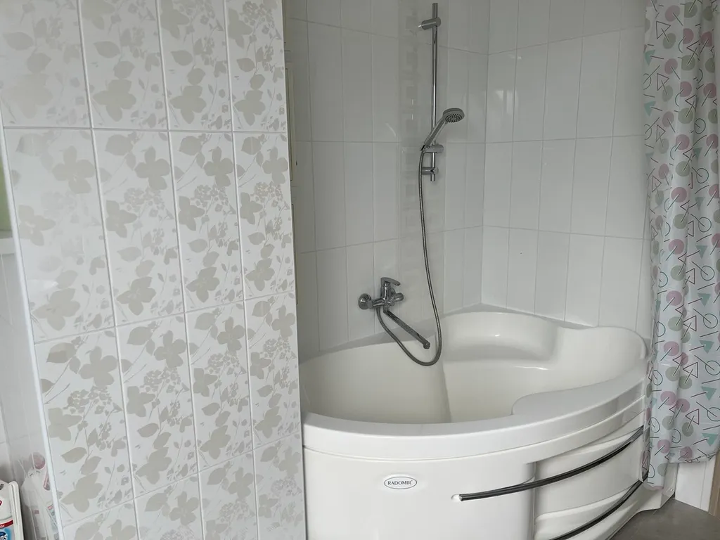 Квартира в загородном доме с отдельным входом