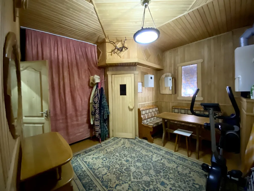 Дом в центре с видом на море