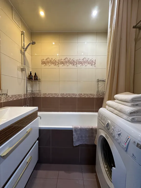 Квартира 2-комнатная Квартира — Колпино