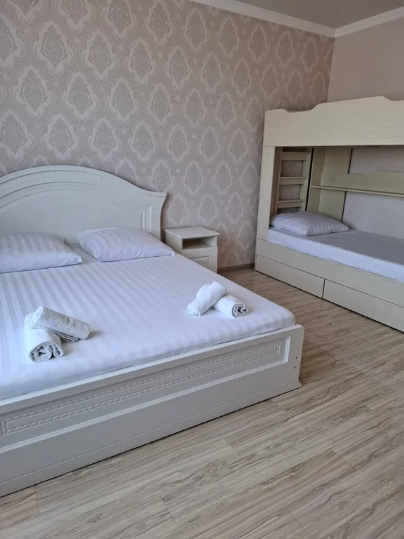 4-комнатная Квартира