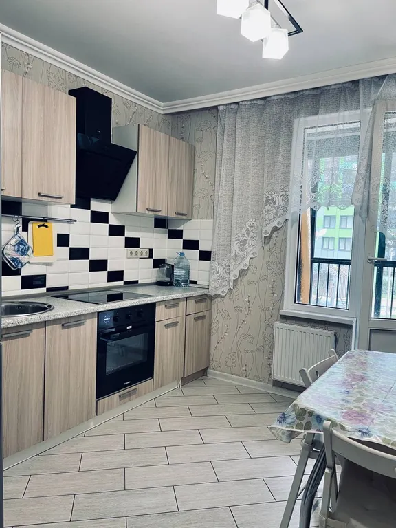 Квартира на набережной