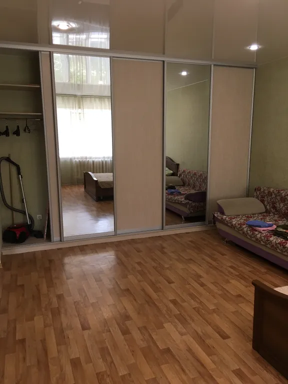 Чиcтaя уютная кваpтирa в центpe гopода