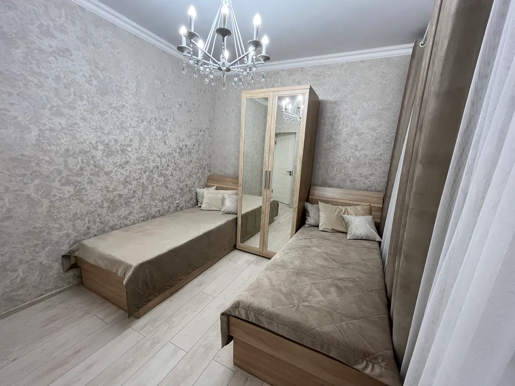 3-комнатная квартира рядом с парком