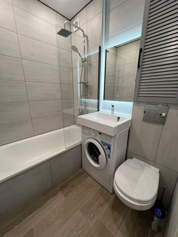 Однокомнатная квартира в центре города и видом на горы