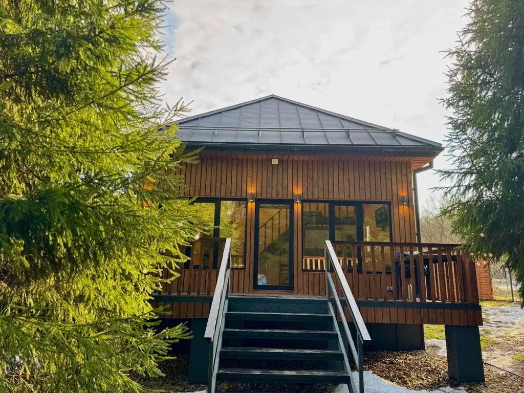 Коттедж Дом в елях с финской сауной — аренда посуточно в Дмитров