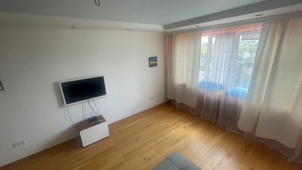 Панорамный 2-комнатный номер, город как на ладони