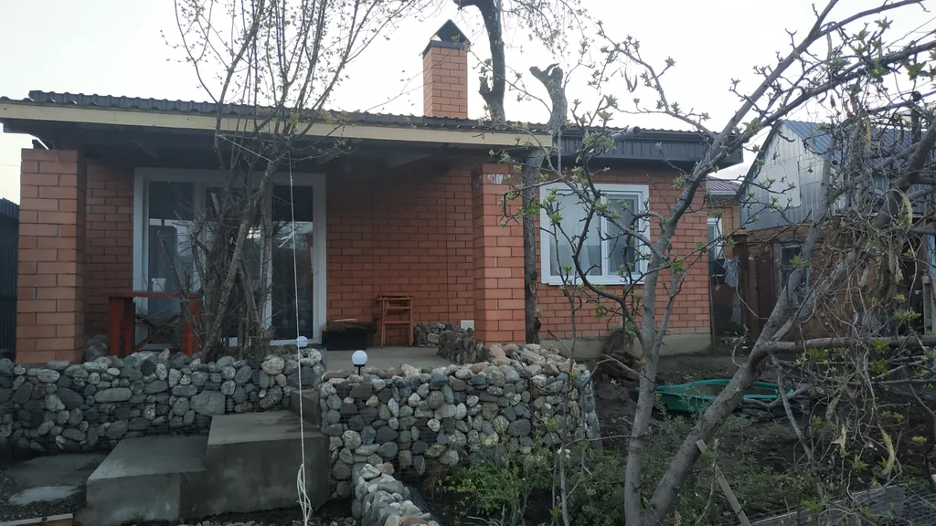 Коттедж Коттедж с камином и террасой — Отрадная