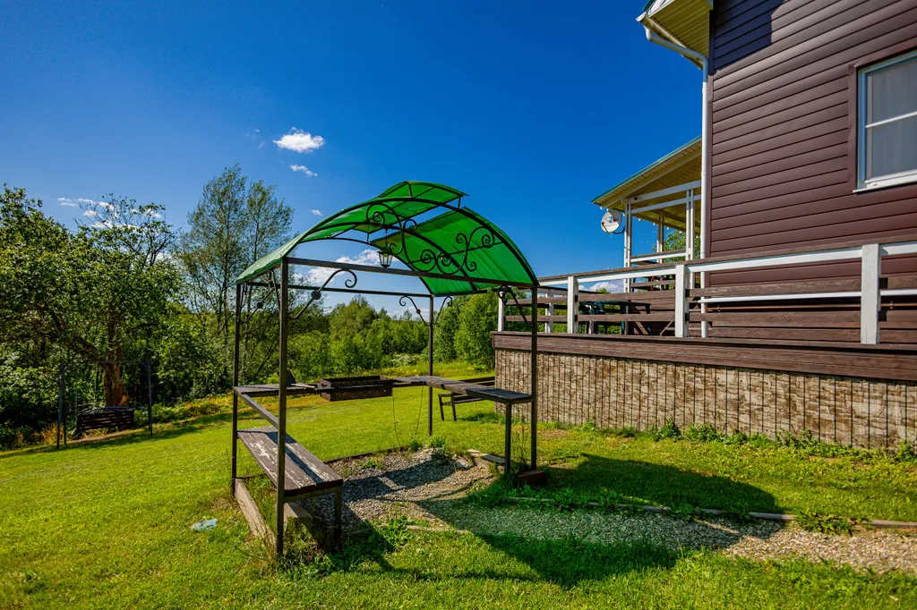 Коттедж с мангальной зоной