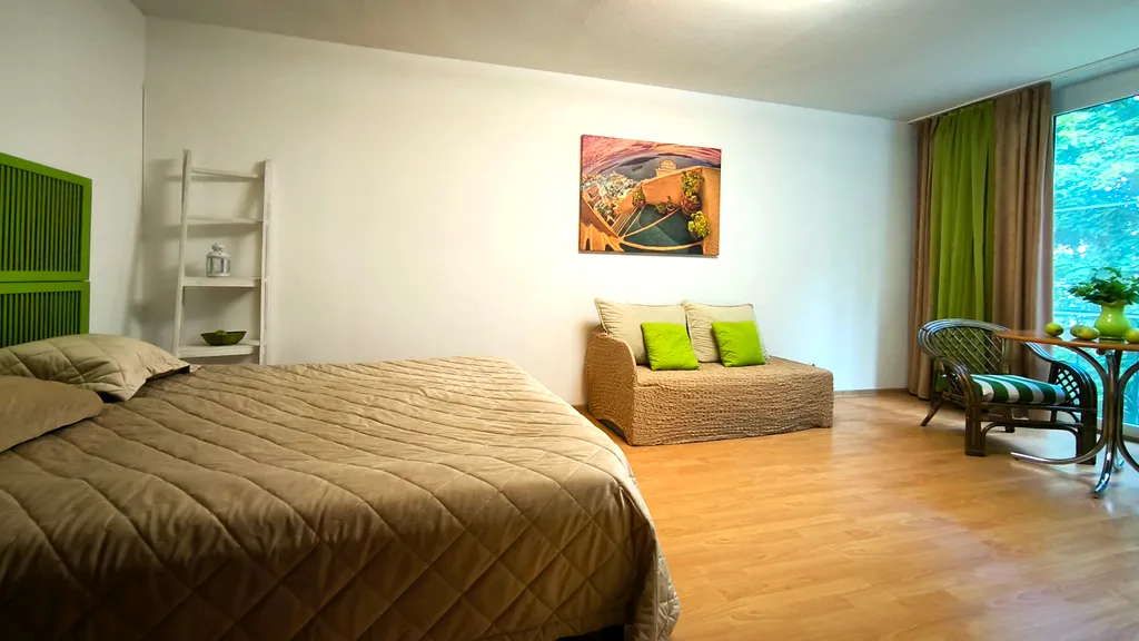 Квартира с беседкой и зоной барбекю