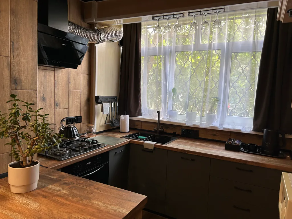 Уютная, с дизайнерским ремонтом евродвушка