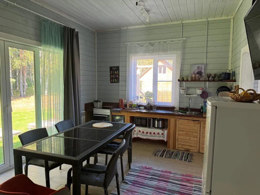 Дом на опушке с баней и видом на лес