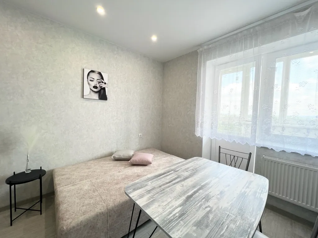 Уютная 1-я квартира возле ДК КТЗ