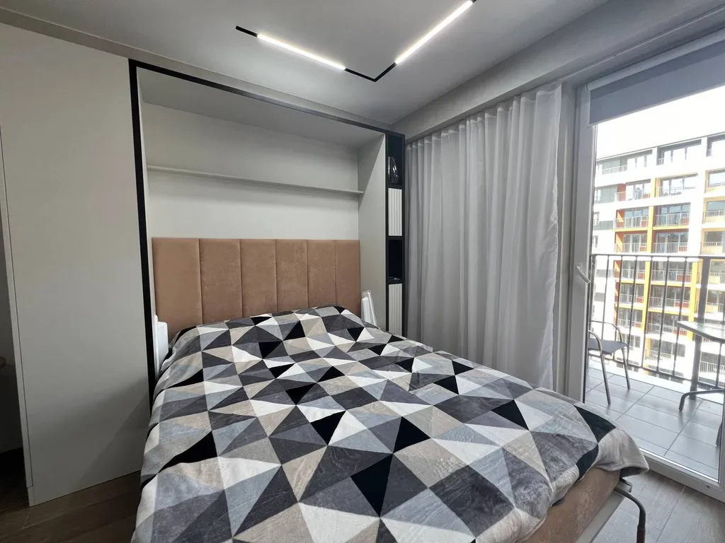 Студия у моря с красивым видом