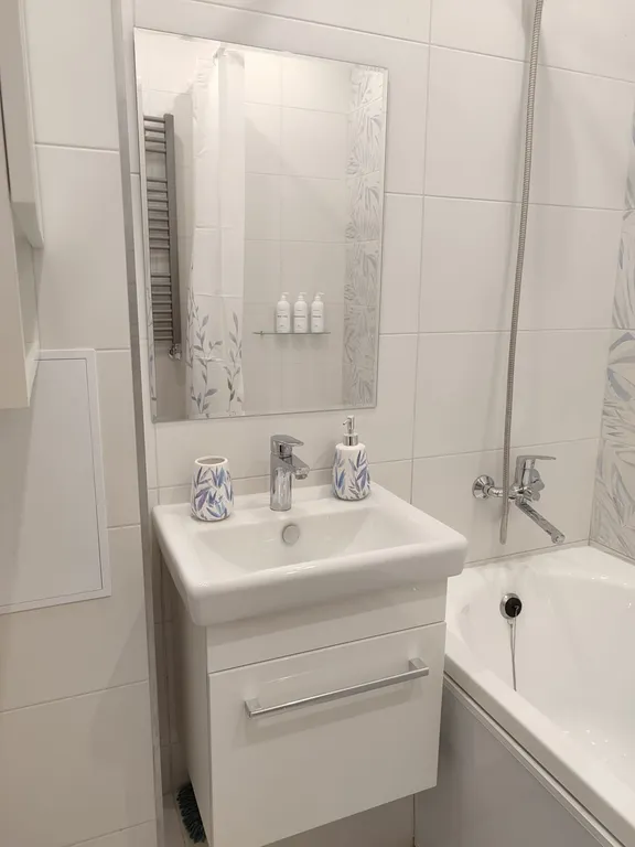 Уютная, светлая двухкомнатная квартира