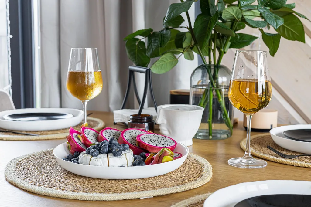 Коттедж Панорамный дом среди зимнего леса рядом с озером — Семеновское