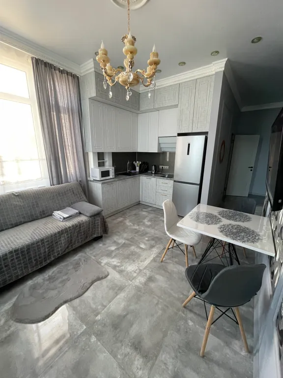 Уютная квартира в микрорайоне Черноморский с панорамным видом на море