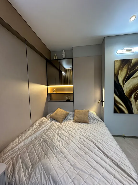 Голд. Стильный апартамент с видом на горы