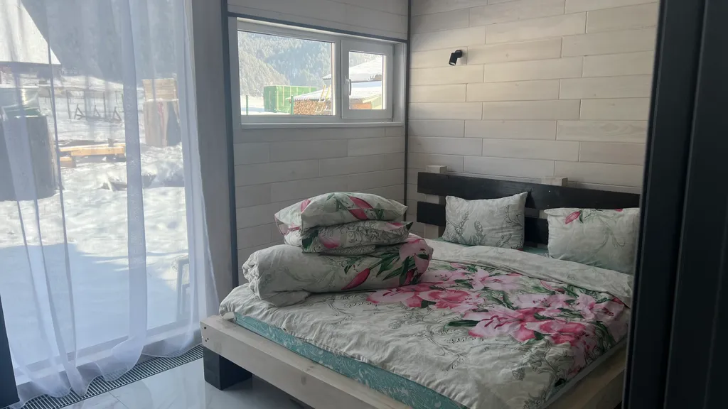 Альпис резидент