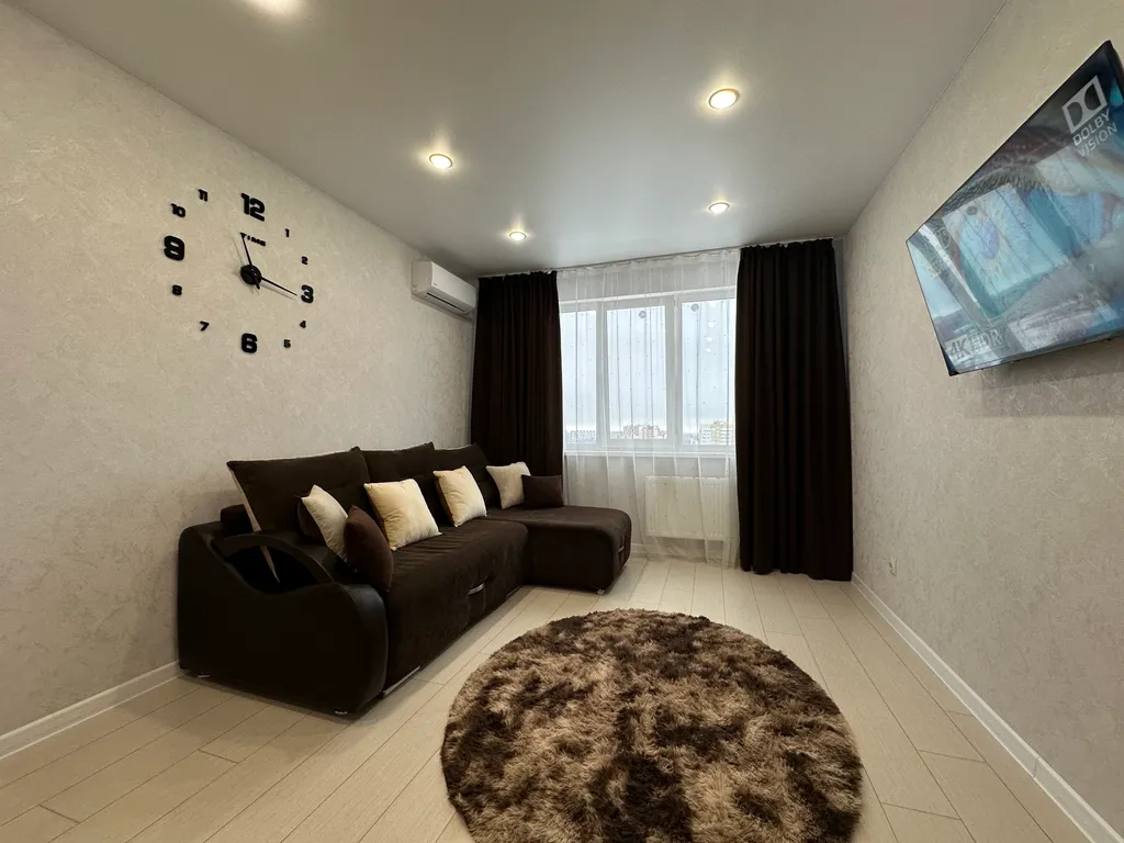 Уютная евро-двушка ЛайкХоум на Автомобилистов 13