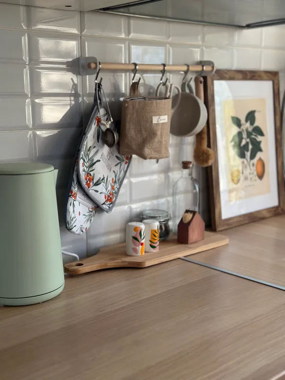 Двухкомнатная квартира над кофейней в центре Валдая