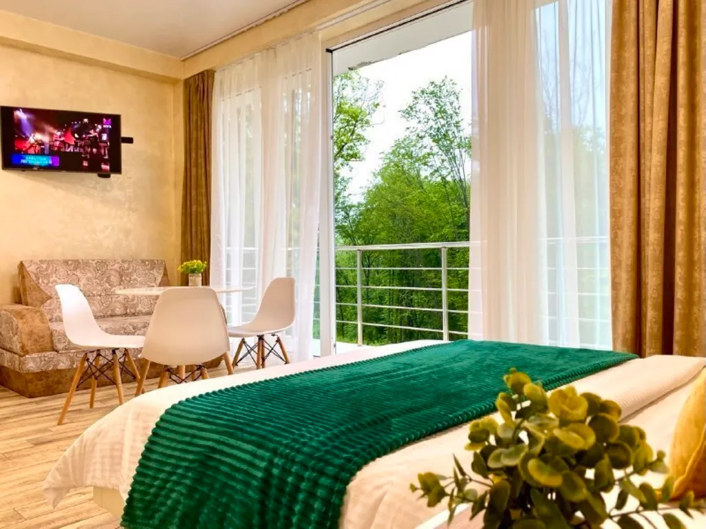 Квартира Квартира Студия с бассейном на территории — Сириус