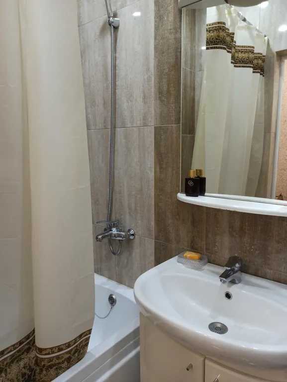 Уютная квартира в доме на берегу озера