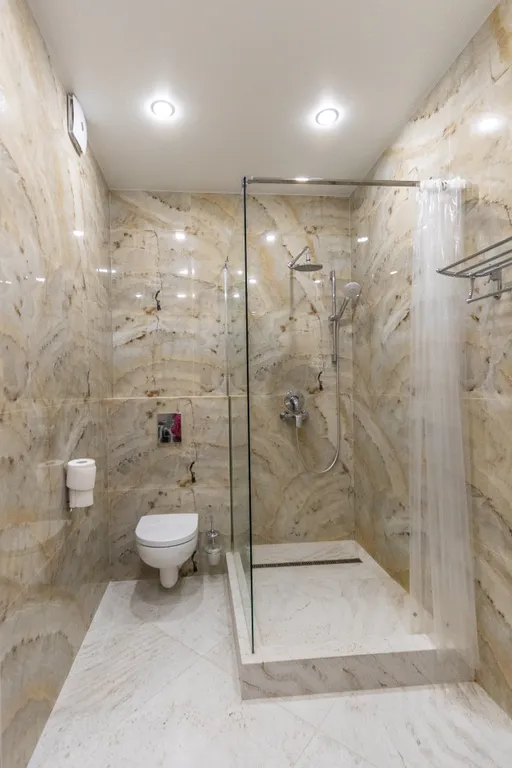 Дизайнерские апартаменты на первой береговой линии, Изумрудный город