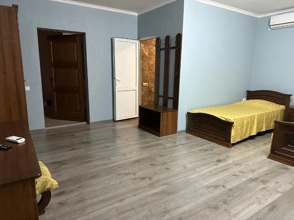 Квартира Комната — аренда посуточно в Гудаута