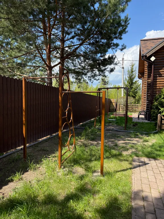 Дом на озере