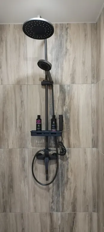 Домик с баней и бассеином