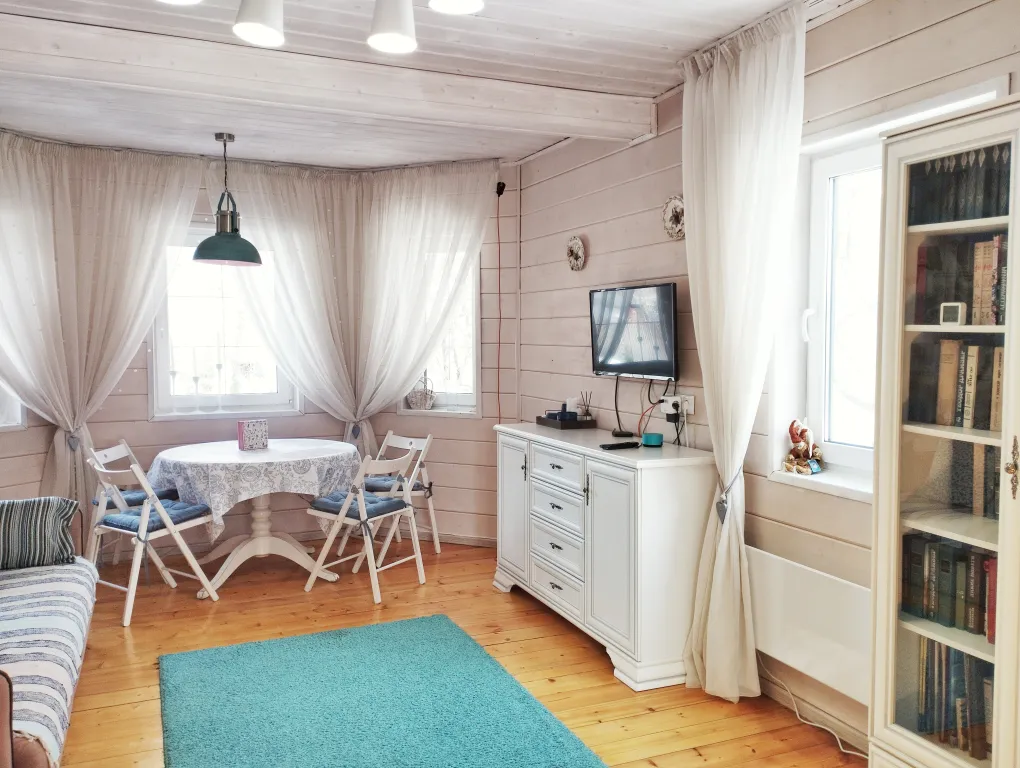 Дом для отдыха среди лесов и озер