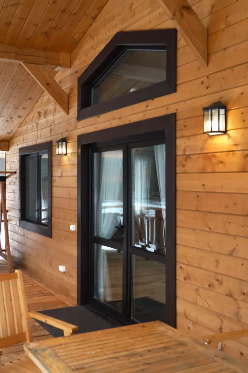 Уютный дом в природном окружении с развитой инфраструктурой