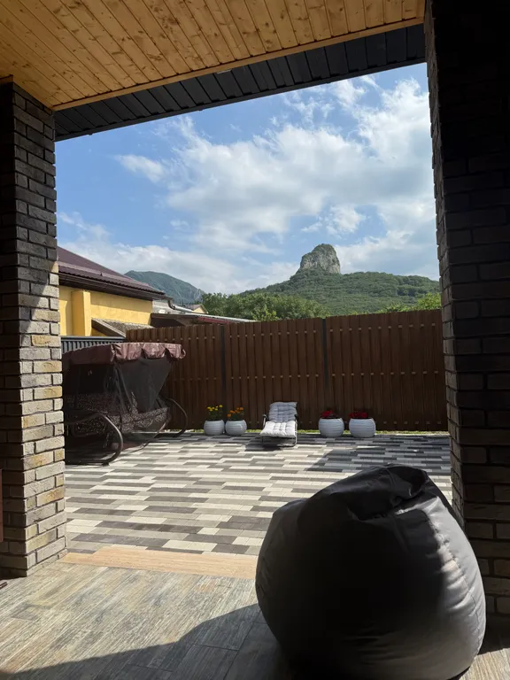 Дом под горой Железной