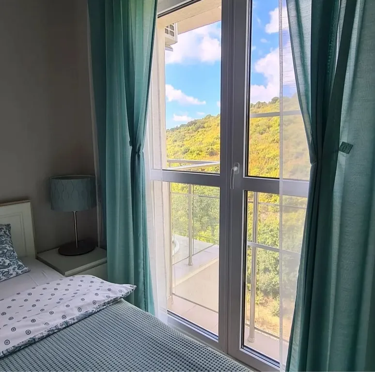 Квартира Квартира с видом на море и заповедный лес — Варваровка