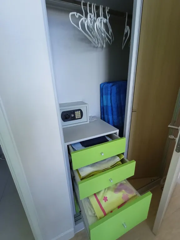 1бед 13эт вид на бассейн