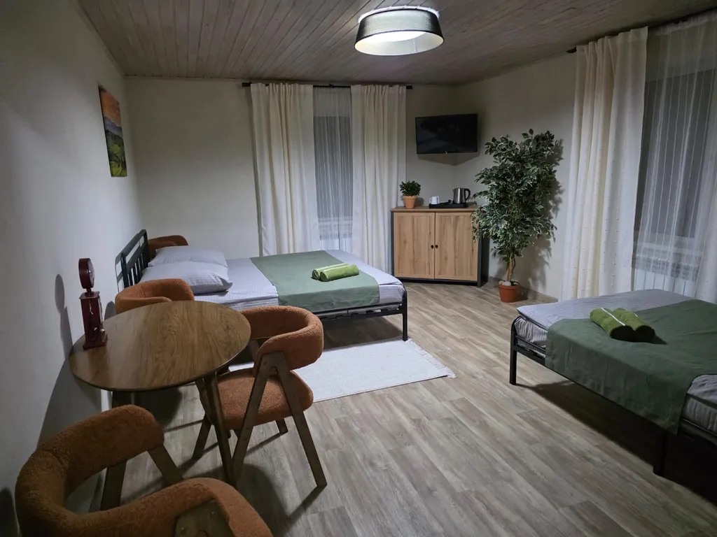 Квартира Комната — аренда посуточно в Манжерок