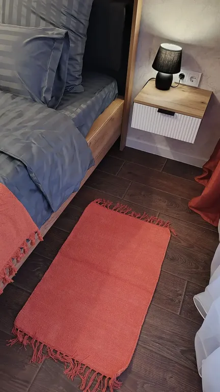 Уютная квартира рядом с мнтк и областной больницей