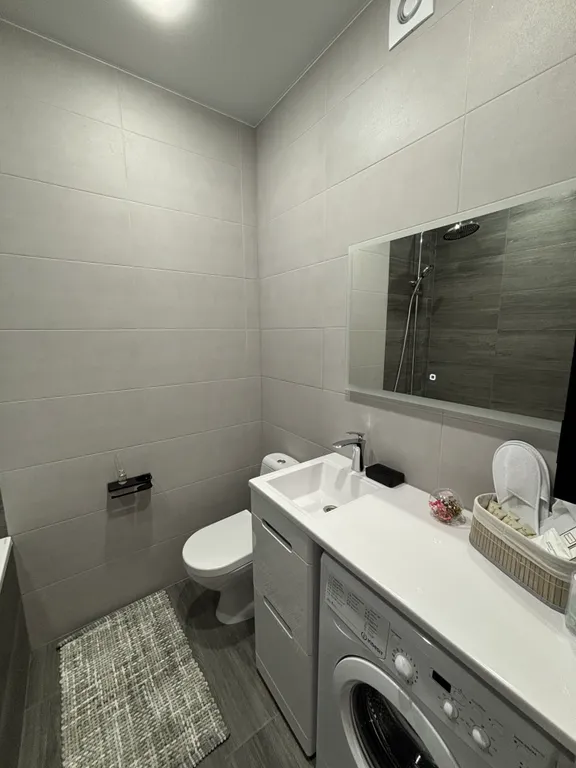 Квартира с отличным ремонтом с видом на березовую рощу