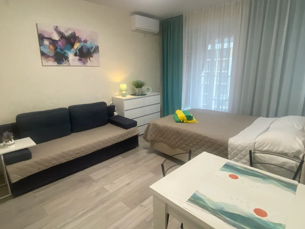 Видовая, уютная студия на первой береговой линии Море на ладони