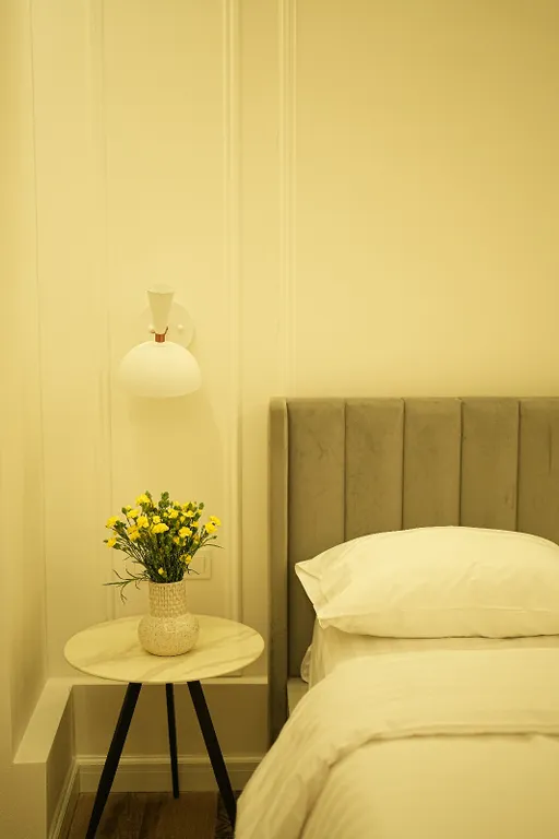 Дизайнерские апартаменты в центре города с 2-мя спальнями