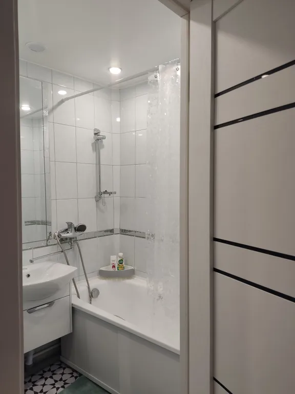 Квартира Современная однокомнатная квартира недалеко от центра — Великий Новгород