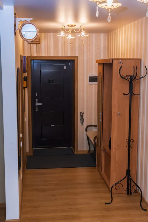 Двухуровневая трёхкомнатная квартира возле моря