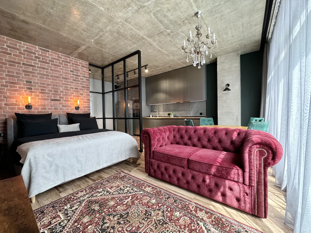 Дизайн-студия с видом на город