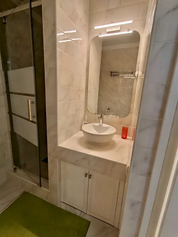 Квартира Уютная квартира с большой террасой в самом центре бухты — Геленджик